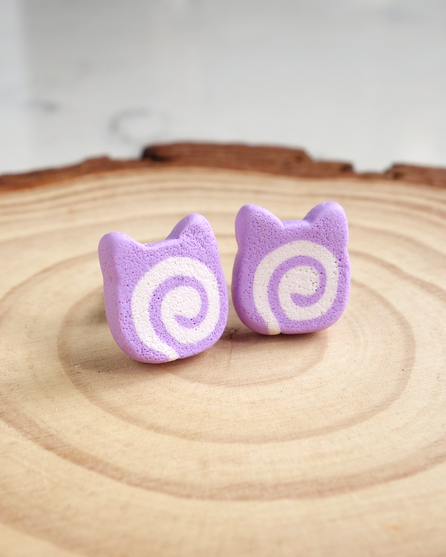 Cat Roll Cake Ear Studs