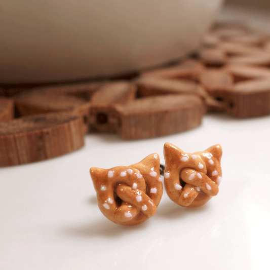 risu.craft x Purrballs Kitty Sugar Pretzel ear studs