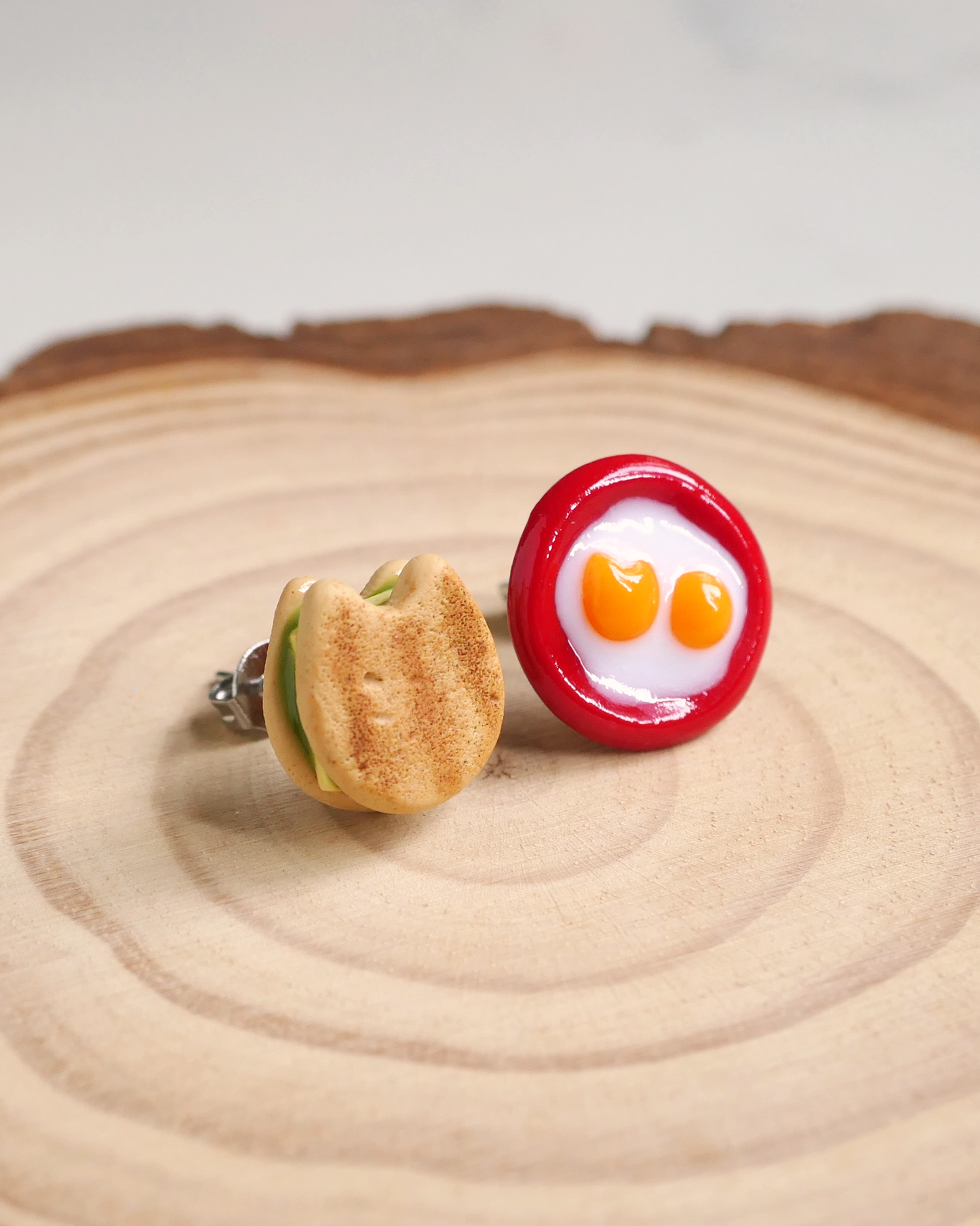 Singapawrean Breakfast Ear Studs